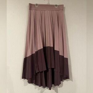 Flattering Athleta tiered midi skirt purple/pink color-block & hi/lo Size S